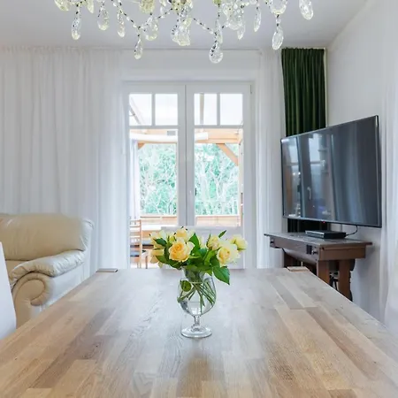 Semesterbostad Ferienhaus 
